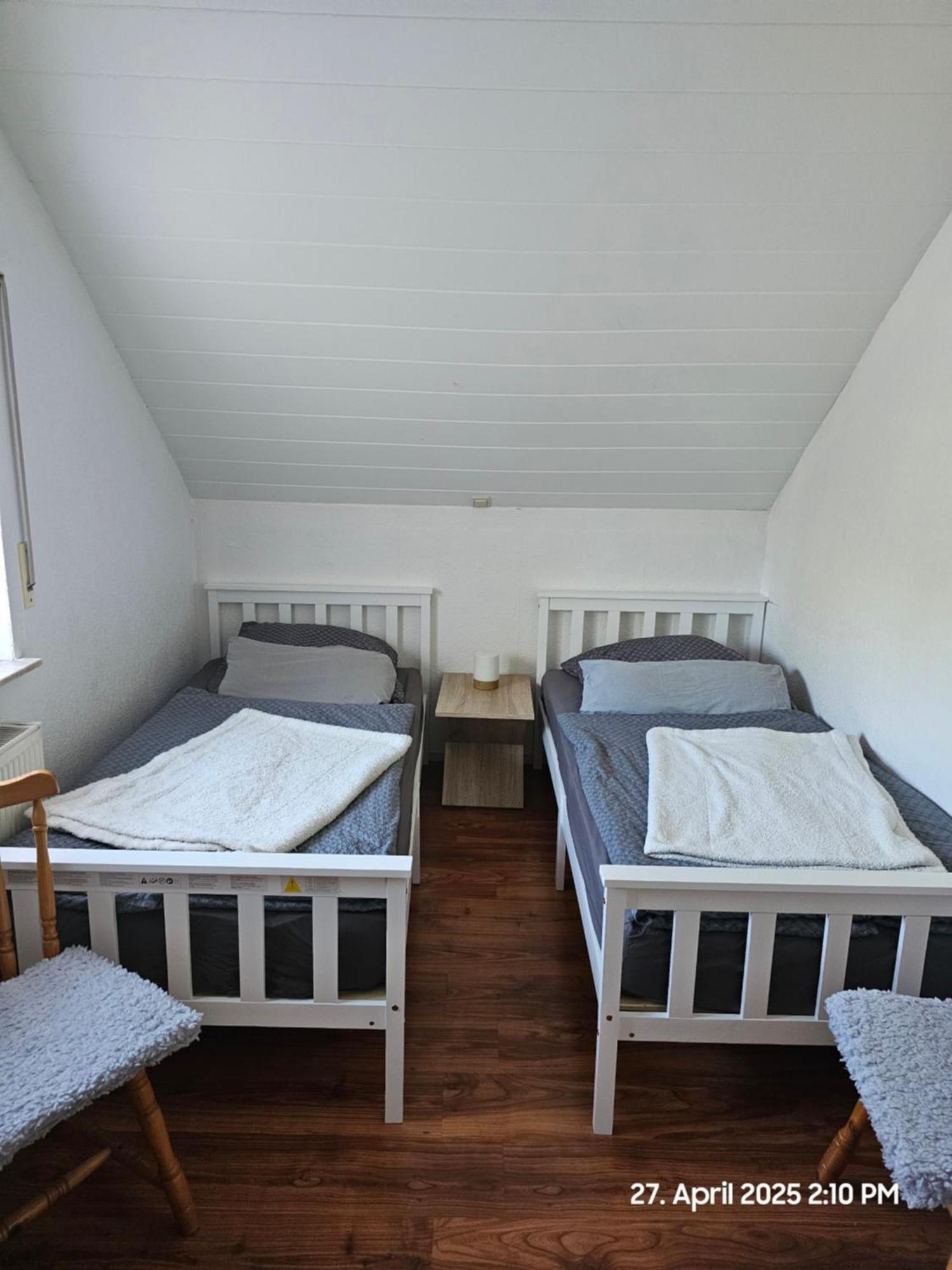 Appartement Zur Langen Heide à Hildburghausen Extérieur photo