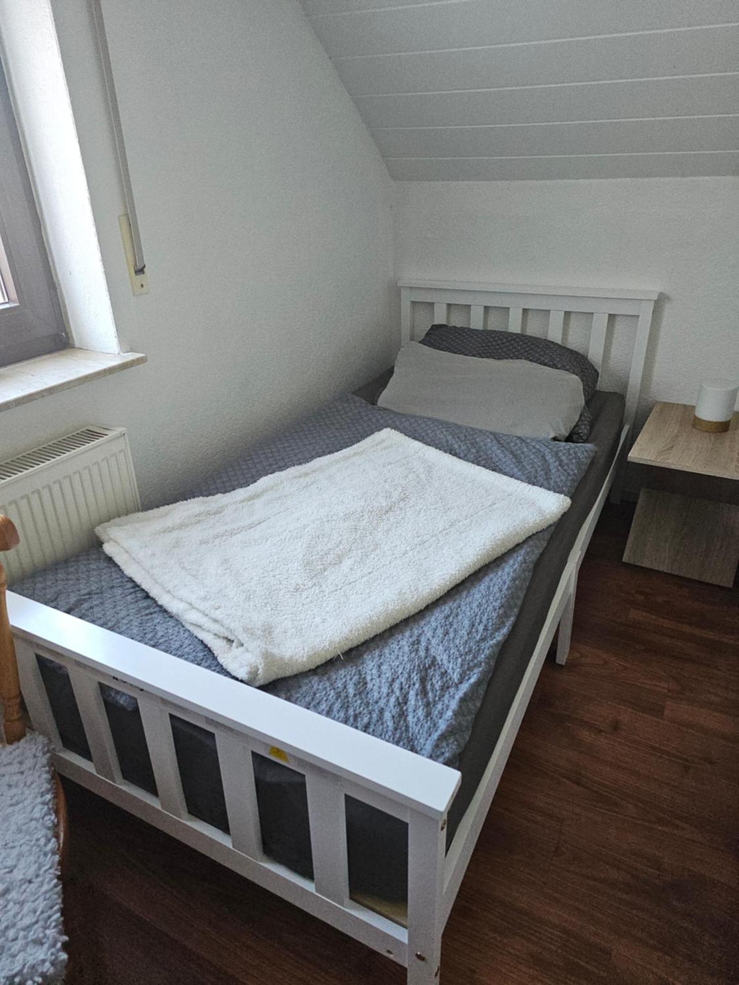 Appartement Zur Langen Heide à Hildburghausen Extérieur photo